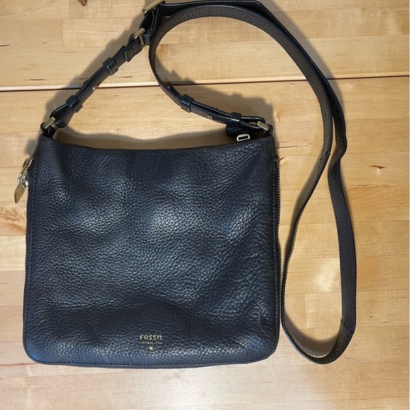Fossil Handbags - Fossil Crossbody Black Leather Bag